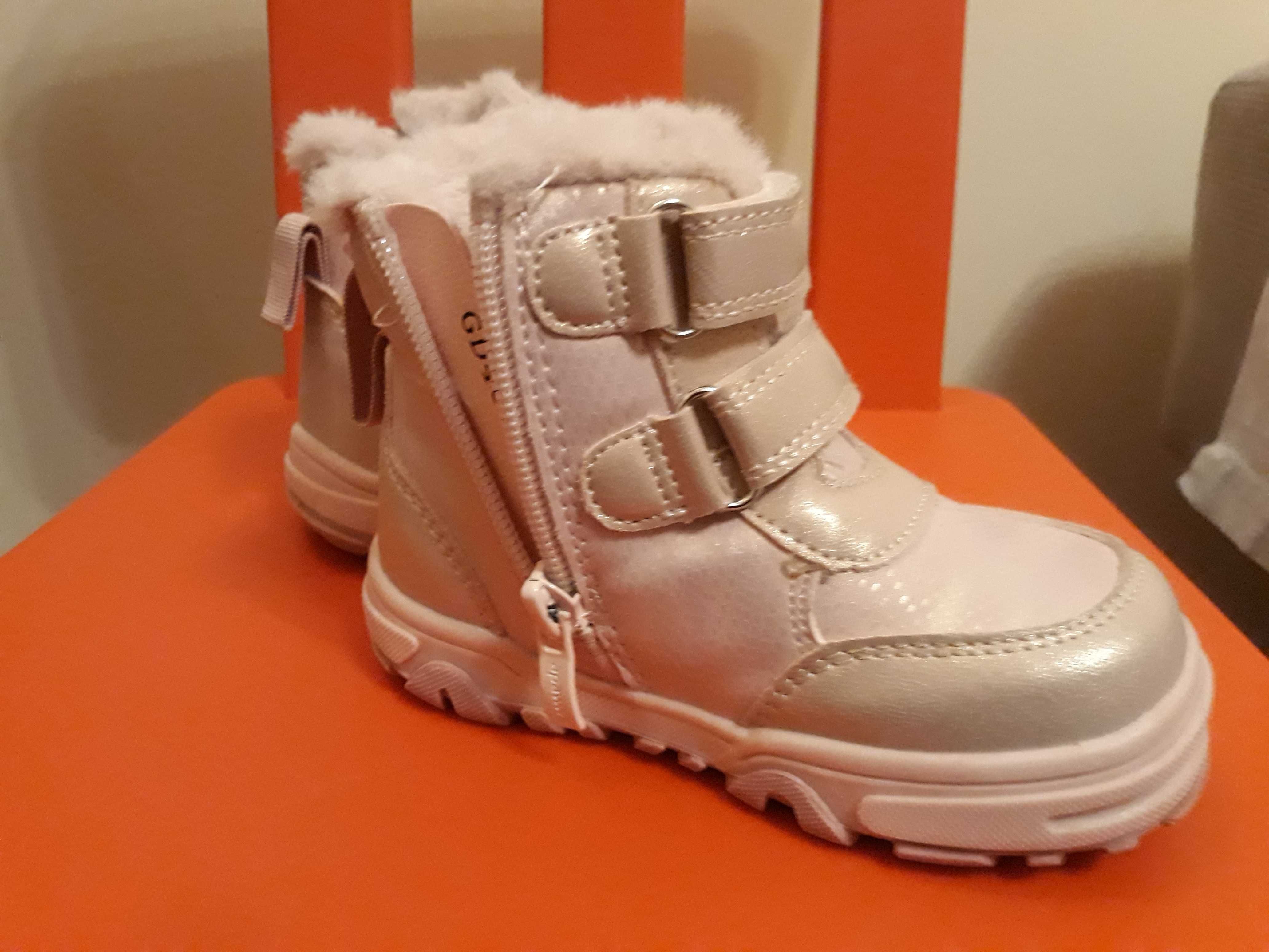 Nowe buty zimowe dziewczęce ocieplane śniegowce rozmiar 23