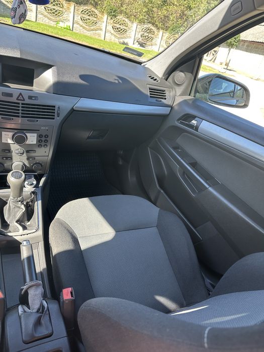 Opel Astra H 1.8