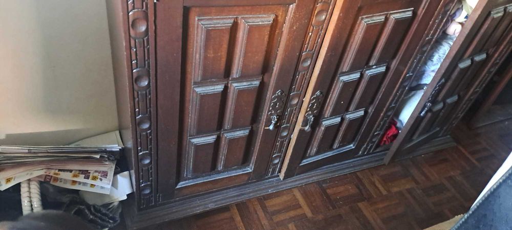 Sapateira em madeira