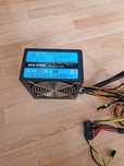 Блок  живлення 550W 24+8(4+4)/6pin відеокарта/4sata/4mol Стан гарний