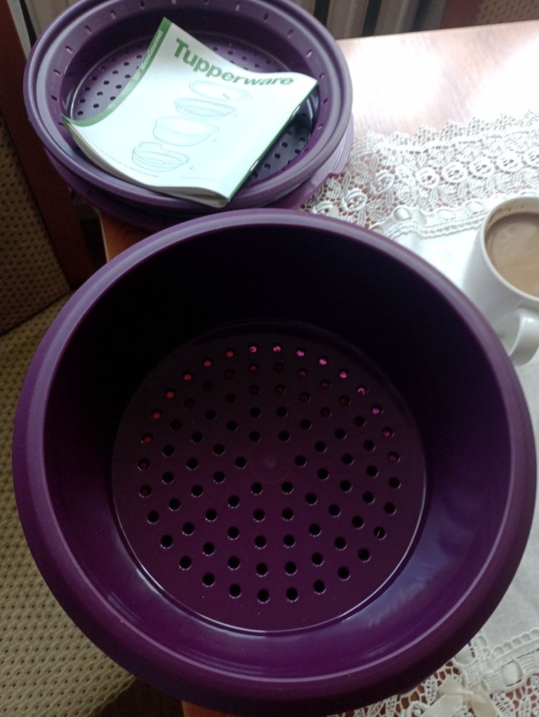 Do gotowania w mikrofali. Tupperware.
