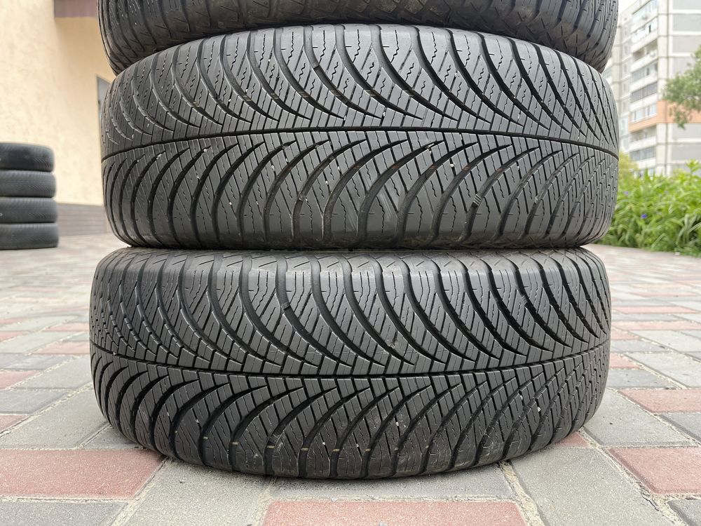 195/65 r15 4шины 7.5mm Goodyear vector 4 seasons