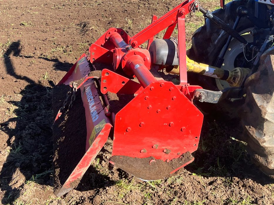 Limpeza de terrenos/ serviços agrícolas, jardinagem