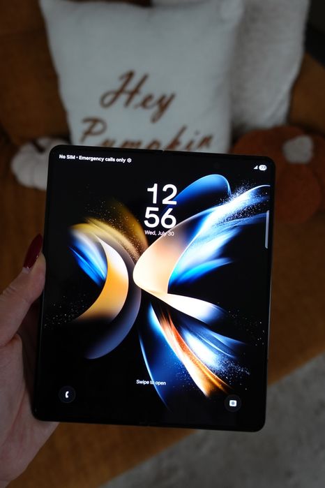 Продаю Samsung Fold4 12/512