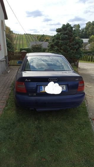 Samochód Audi A4