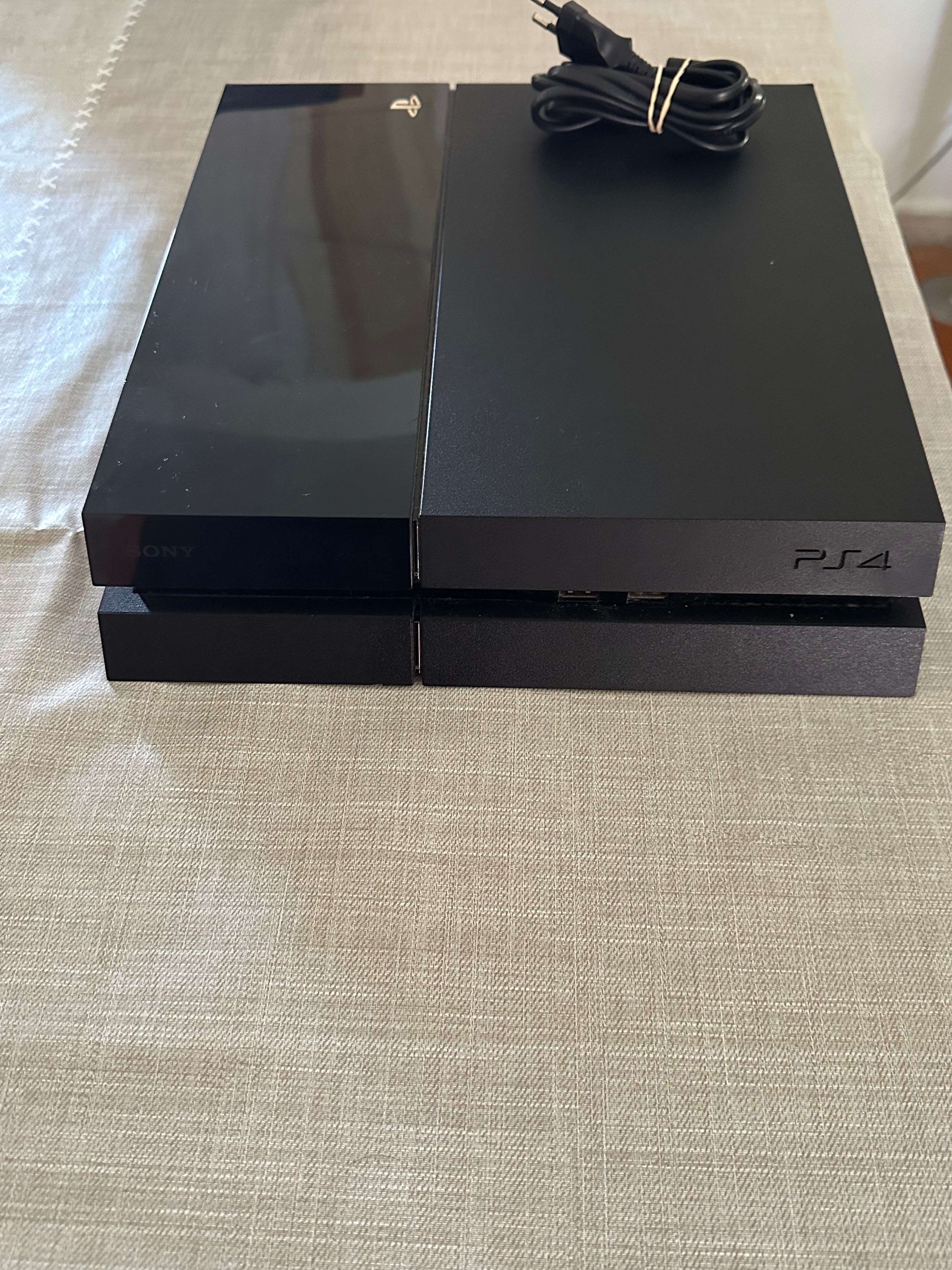 Playstation 4 Preta 500GB