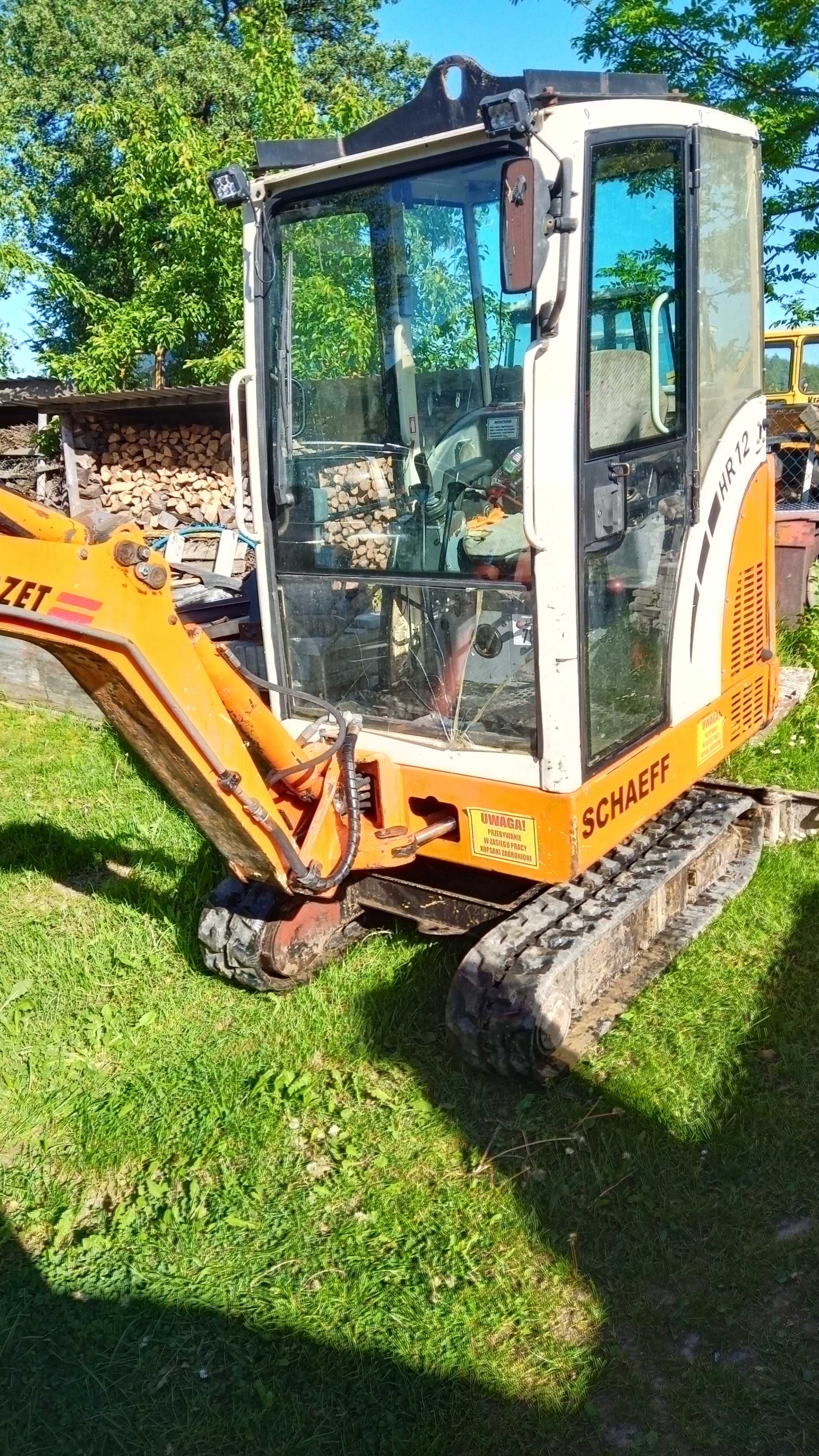 Minikoparka SCHAEFF hr12 2000r