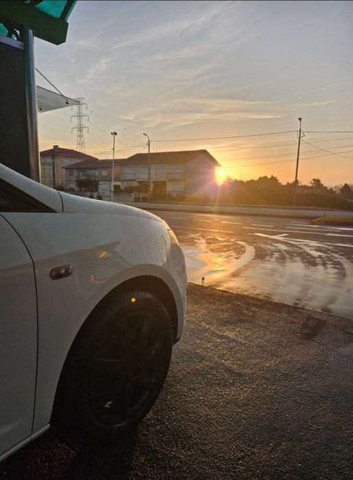Seat Ibiza 1.2TDI em ótimo estado