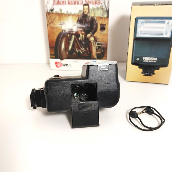 Ładna lampa błyskowa do aparatów RETRO NISSIN 24ASO auto-SO  pudełko