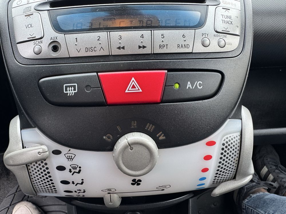 2013 - Toyota aygo 1.0 Cool / Ac
