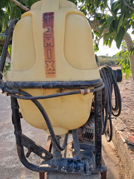 Pulverizador Tomix 200L