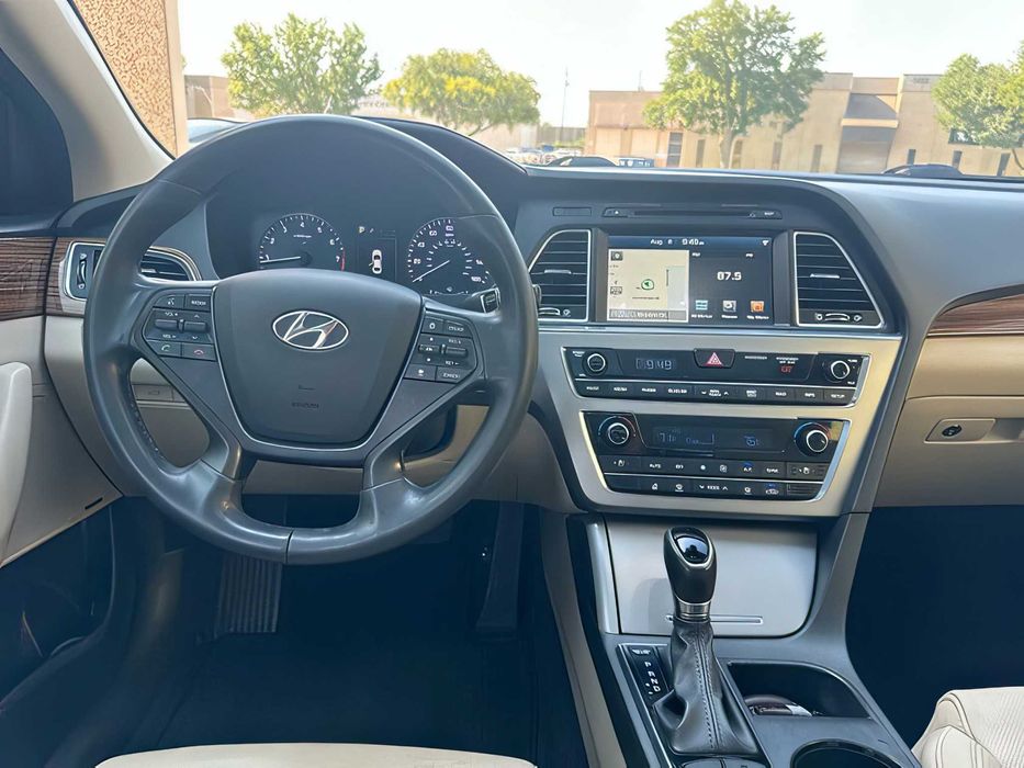 Hyundai Sonata      2015