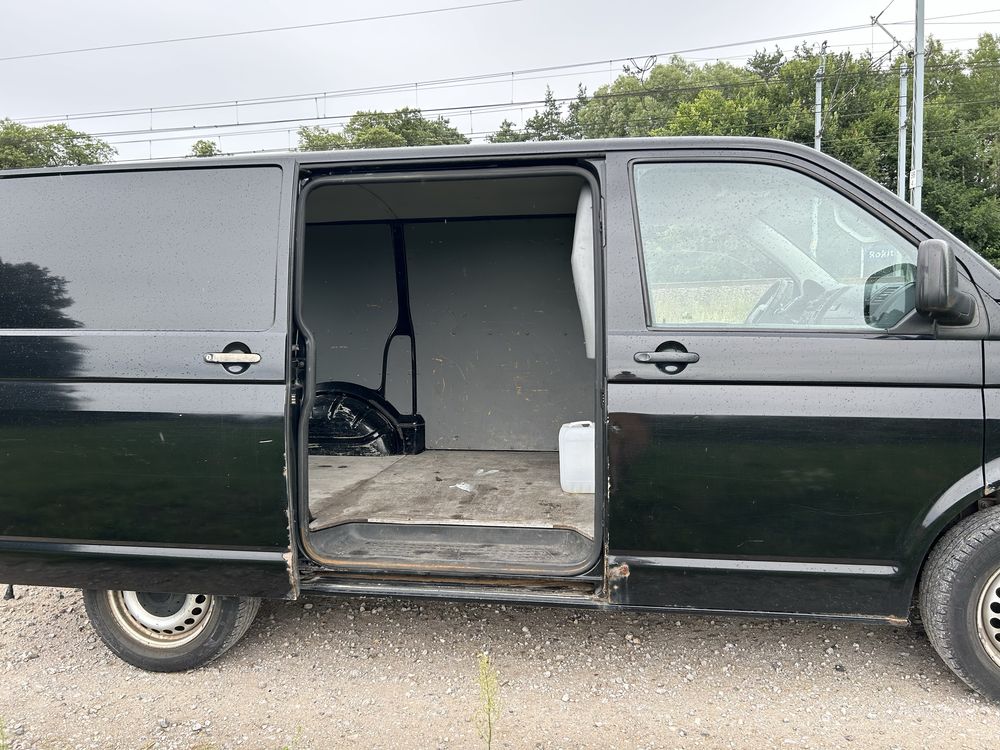 Volkswagen Transporter T5 1.9TDI