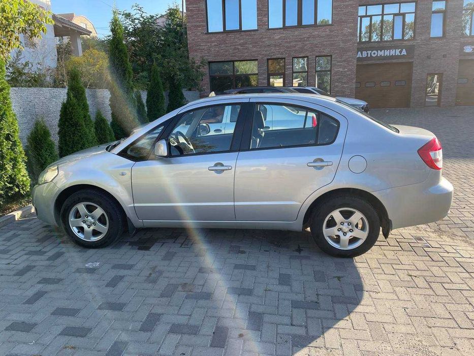 Продається Suzuki SX4/Sedan