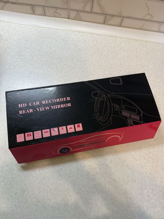 Автомобільне дзеркало відеорегістратор парктронік