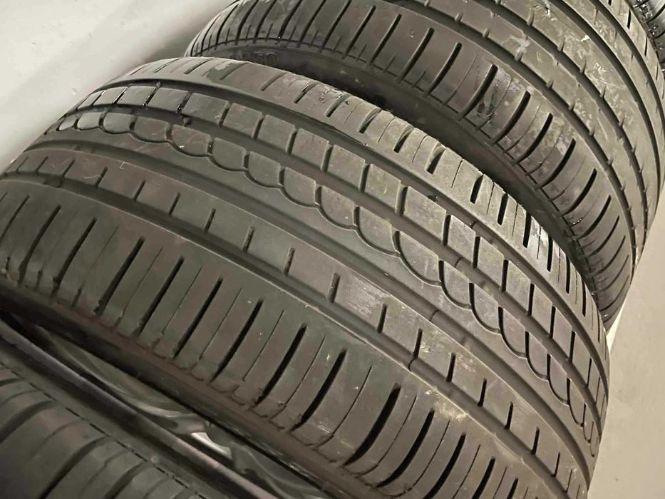 Komplet Pirelli P-Zero Rosso do Porsche 911