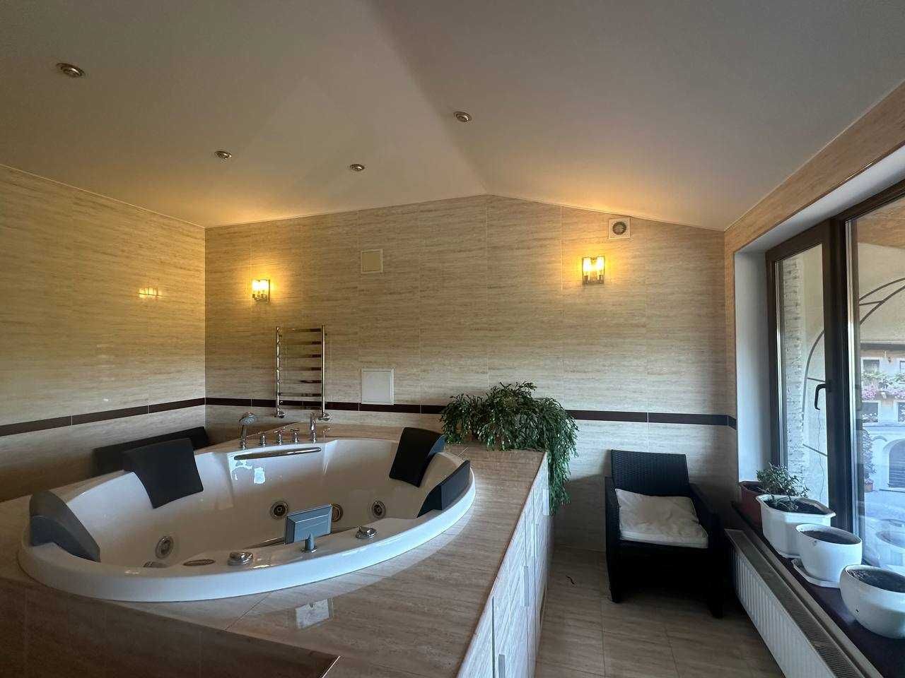 Продаж дворівневої 4к квартири 229м2. Центр. Держ.програми-ТАК. ID:568
