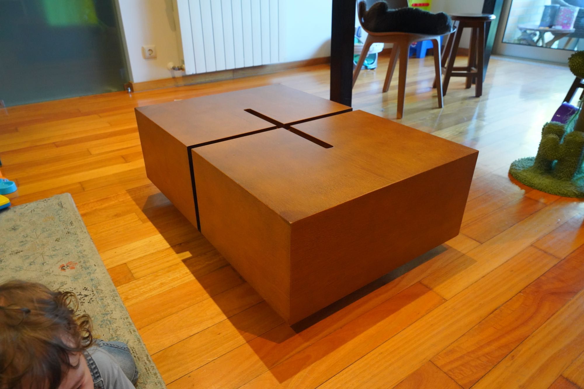Mesa de centro de sala em madeira