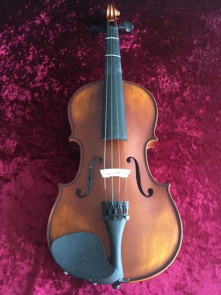 Violino novo tamanho 2/4 ou 3/4