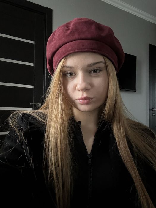 Берет жіночий бордо шапка головний убір