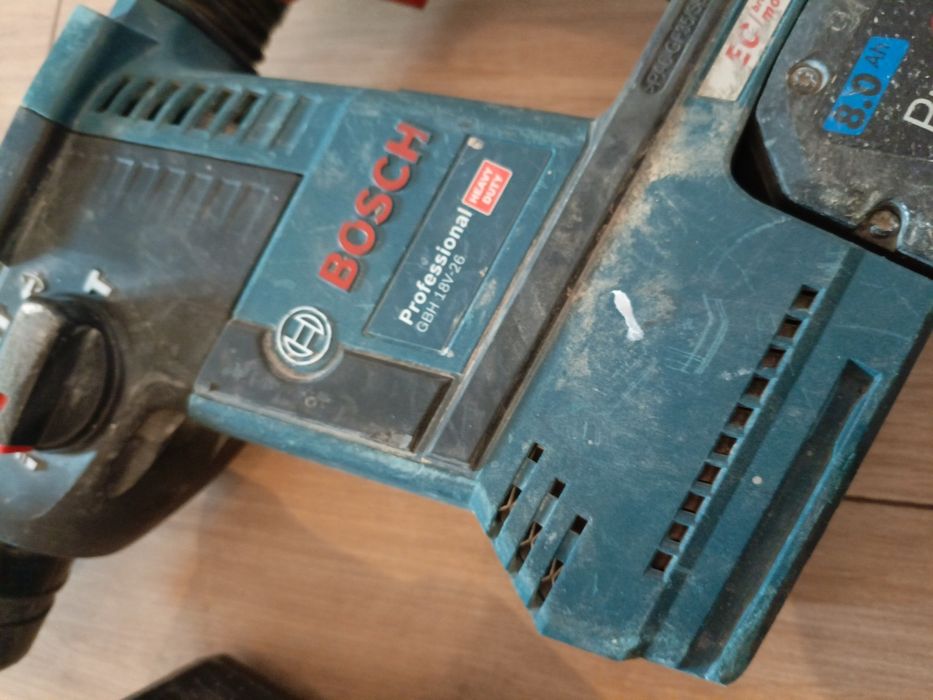 Młotowiertarka akumulatorowa Bosch GBH 18v-26 akumulator młot