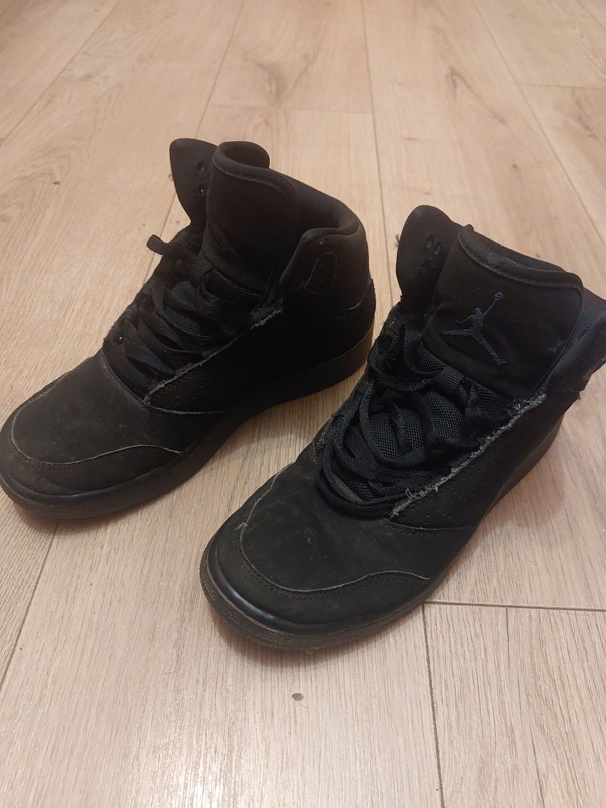 Кросівки Nike jordan
