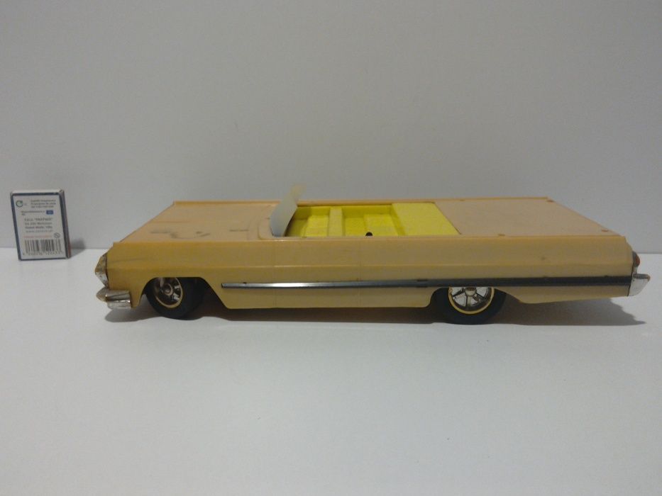 stara zabawka PRL Cadillac Chevrolet USA kabriolet stare zabawki czz