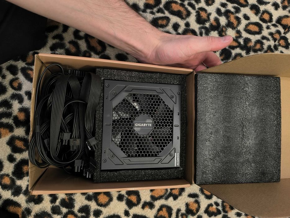 БЖ Gigabyte p850gm