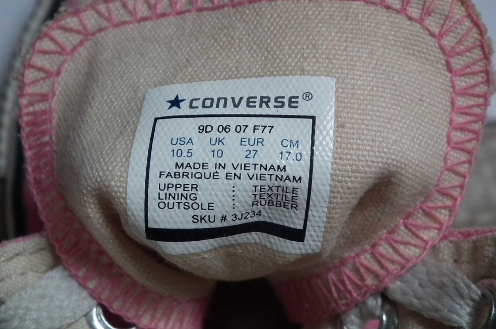 Converse All Star Chuck Taylor de criança, tam. 27. Envio grátis.