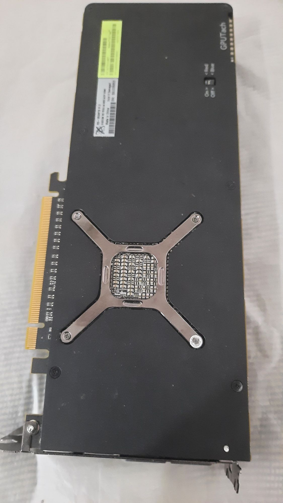 Відеокарта VEGA 64 не робоча
