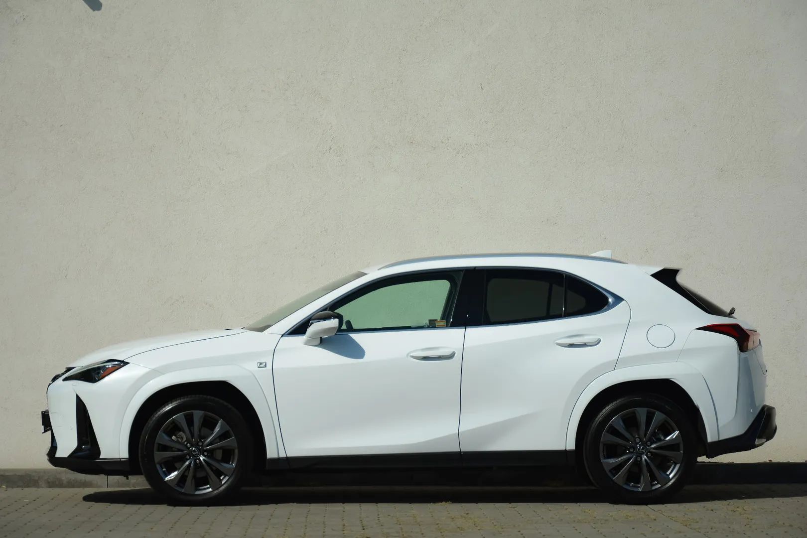 Lexus UX 250h GPF F Sport 2WD Salon PL VAT 23% Serwis ASO Gwarancja