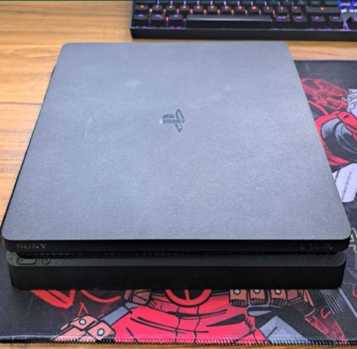 PS4 Slim 1000 Gb e Volante Thrustmaster T80!!!