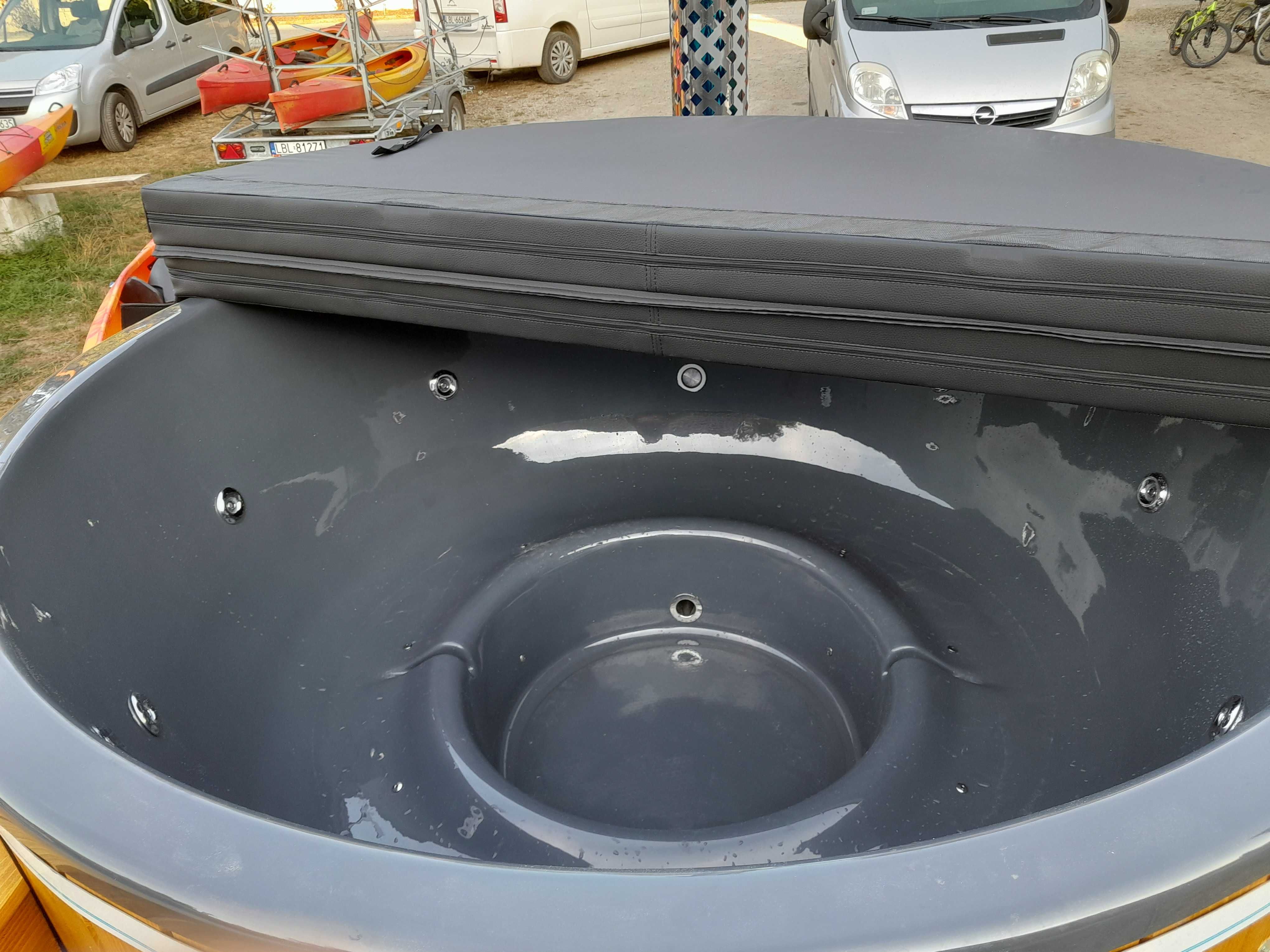 Mobilna balia jacuzzi