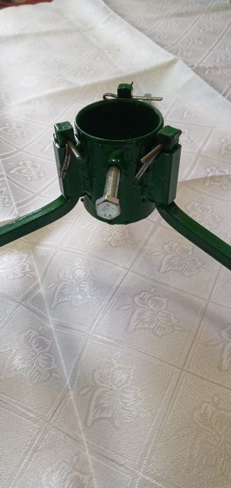 Підставки під ялинку розбірні