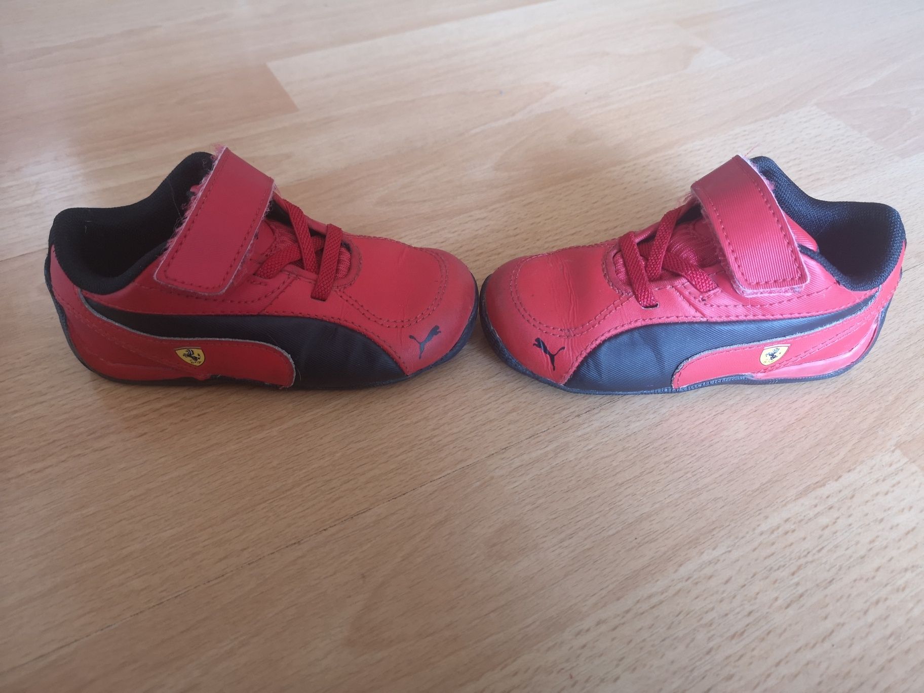 Buty puma ferrari r22