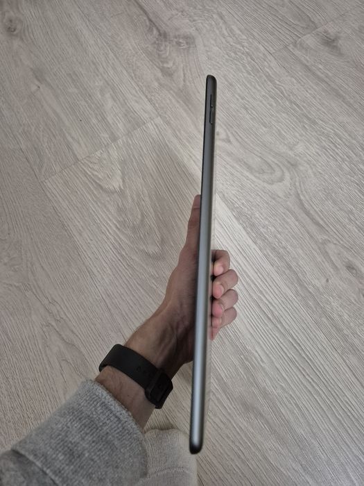 IPad 9 gen 64 gb 2023