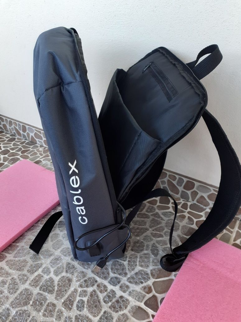 Mochila preta computador