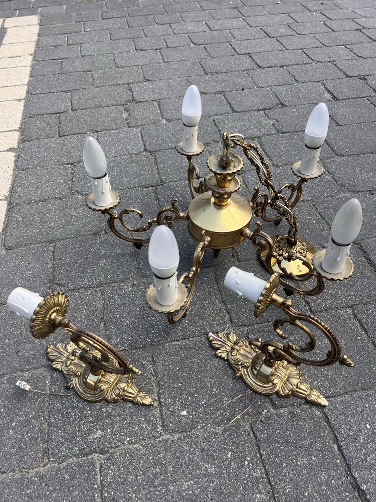 Żyrandol mosiężny i dwa kinkiety