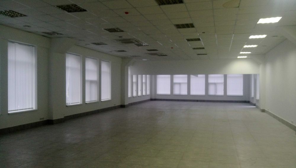 Сдам 570 м.кв район "Привоза"