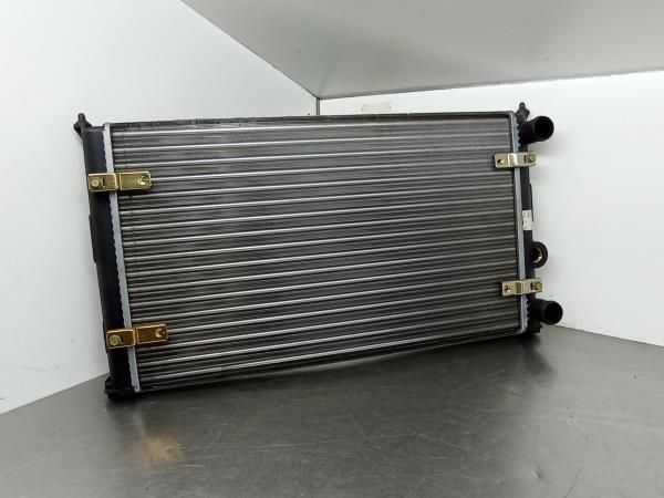 Radiador de água SEAT Ibiza II (6K1)