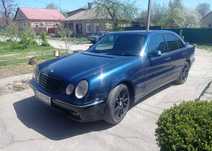 Mercedes Benz w210