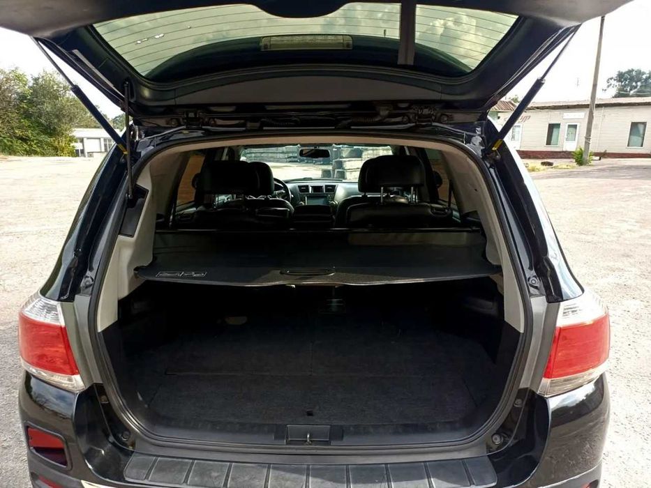 Toyota Highlander 3.5 V6 4WD • 7 мест • Япония • ГБО • 2011