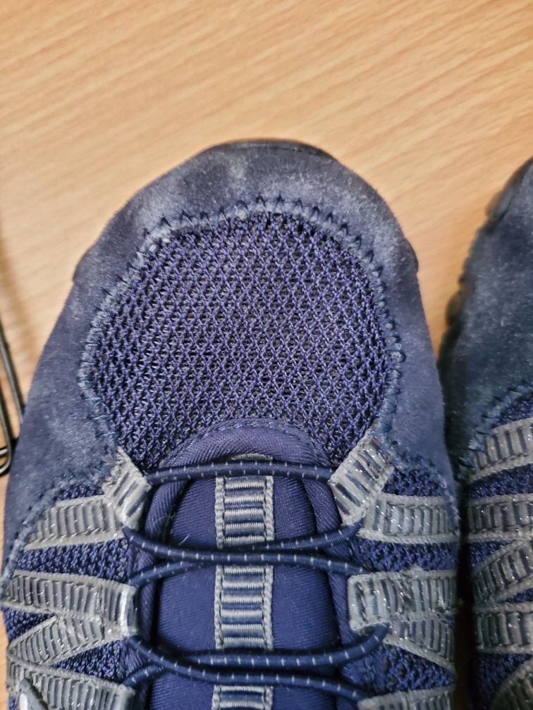 Vendo Tênis Skechers