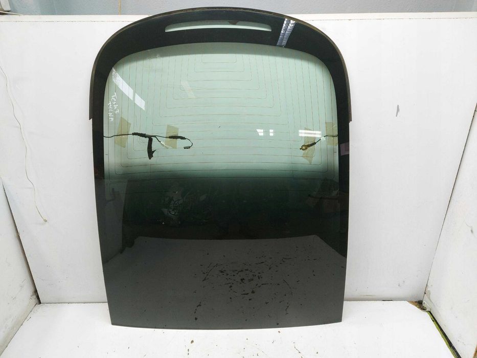 Tesla Model 3 - панорама cкло даху рест дорест