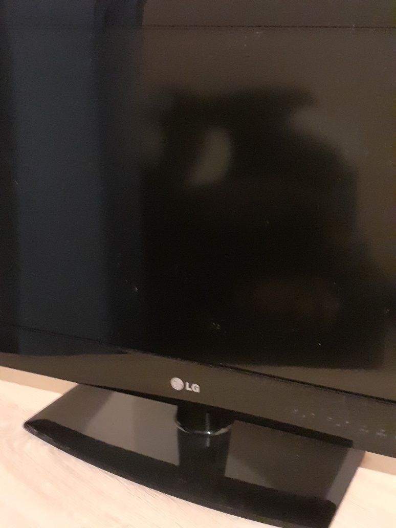 LED/LCD LG  - como novo