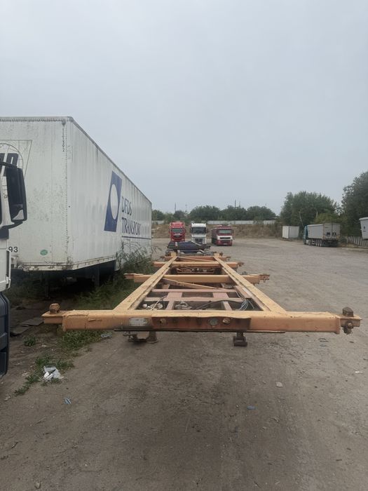 Прицеп Контейнеровоз Mantracon тара 5,1 , 95-год