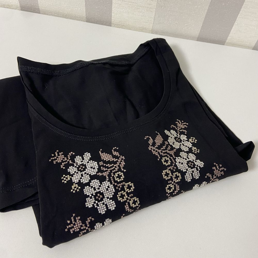 Нова кофта з вишивкою ladan ладан 54 розмір, XXXL