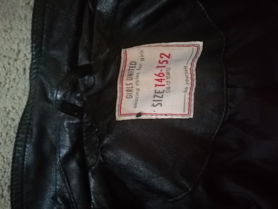 Шкіряна куртка, косуха на дівчинку 10 - 12р