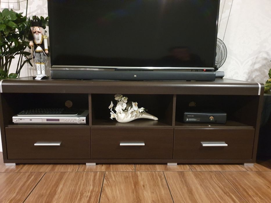 Meble pokojowe  witryna + rtv z oświetleniem Led