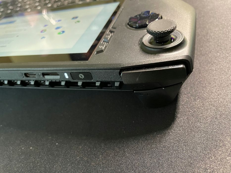 Msi Claw A1M-042FR konsola przenośna 512 Gb czarny